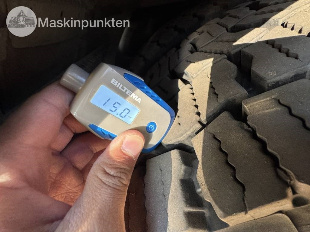 Портальный бункеровоз Scania R 560 LB: фото 19