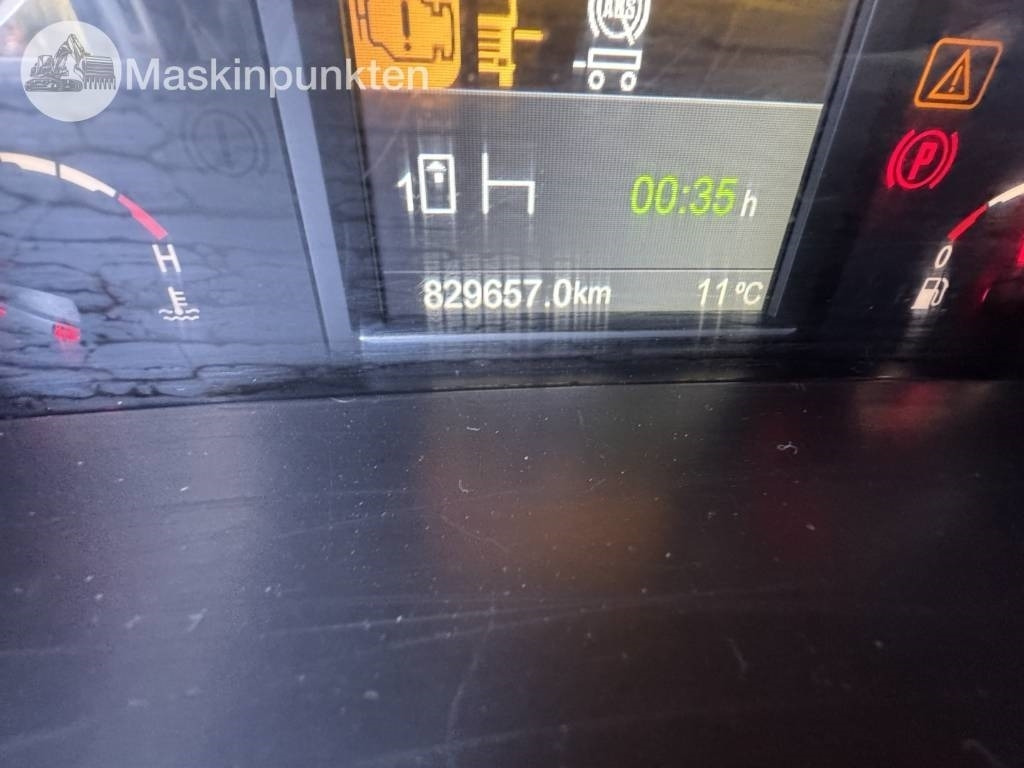 Портальный бункеровоз Scania R 560 LB: фото 38