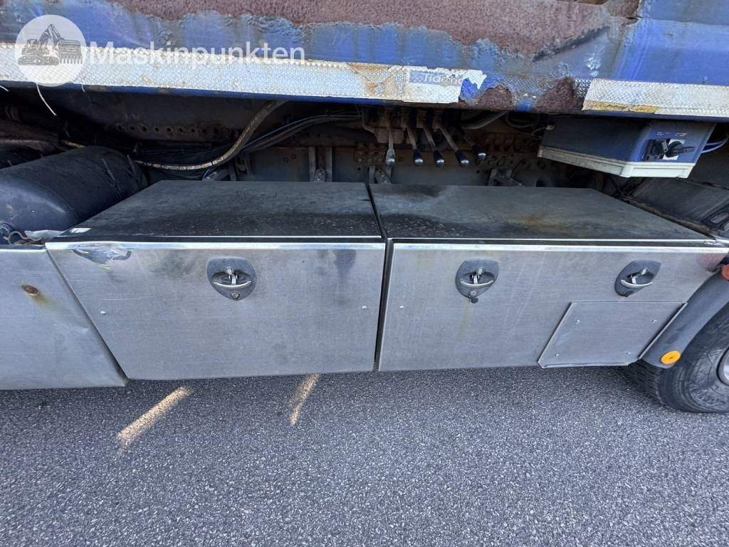 Портальный бункеровоз Scania R 560 LB: фото 10