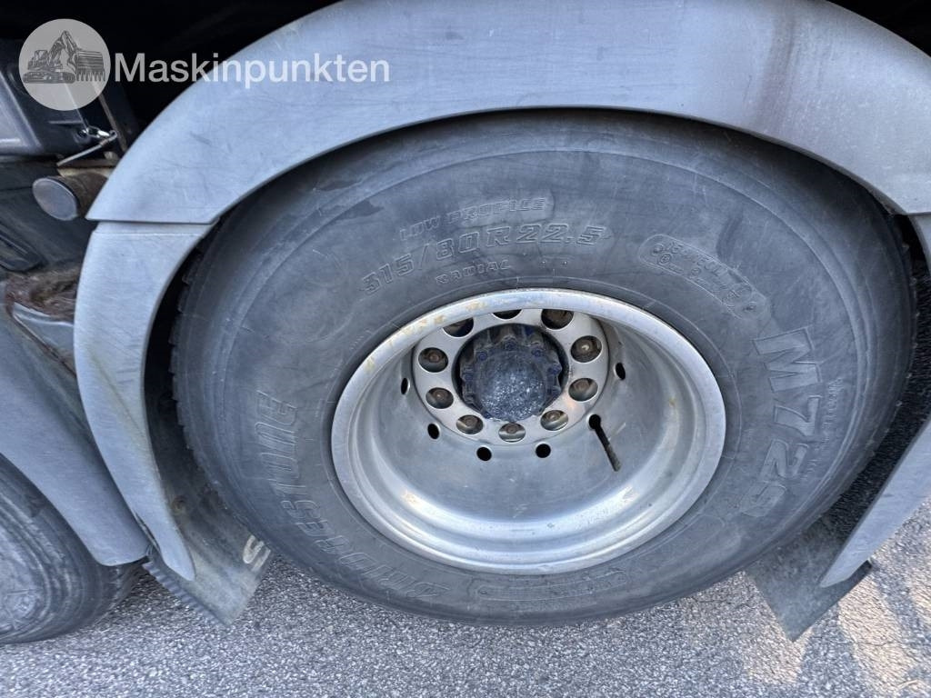 Портальный бункеровоз Scania R 560 LB: фото 14