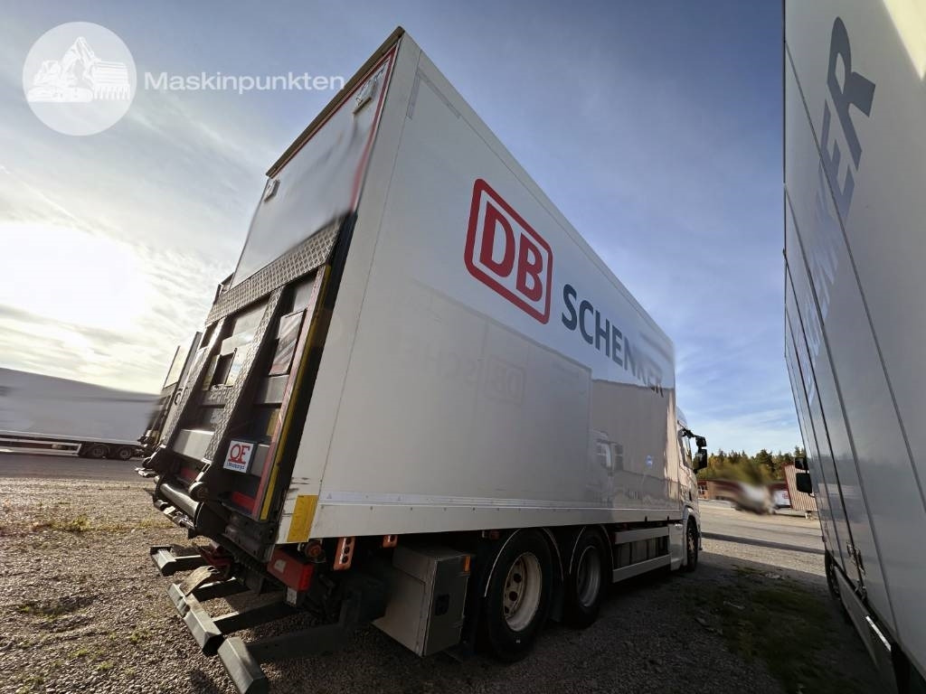 Scania R 580 - Грузовик с закрытым кузовом: фото 5 Scania R 580 - Грузовик с закрытым кузовом: фото 5