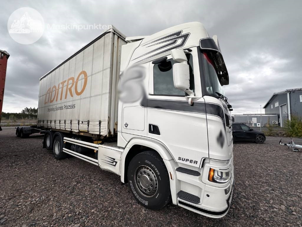 Scania R 580 - Грузовик-контейнеровоз/ Сменный кузов: фото 2 Scania R 580 - Грузовик-контейнеровоз/ Сменный кузов: фото 2