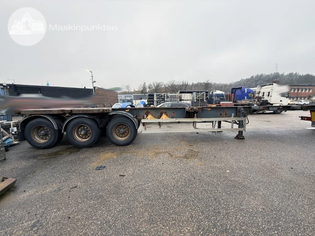Schweriner CS 40 - Полуприцеп-контейнеровоз/ Сменный кузов: фото 4 Schweriner CS 40 - Полуприцеп-контейнеровоз/ Сменный кузов: фото 4