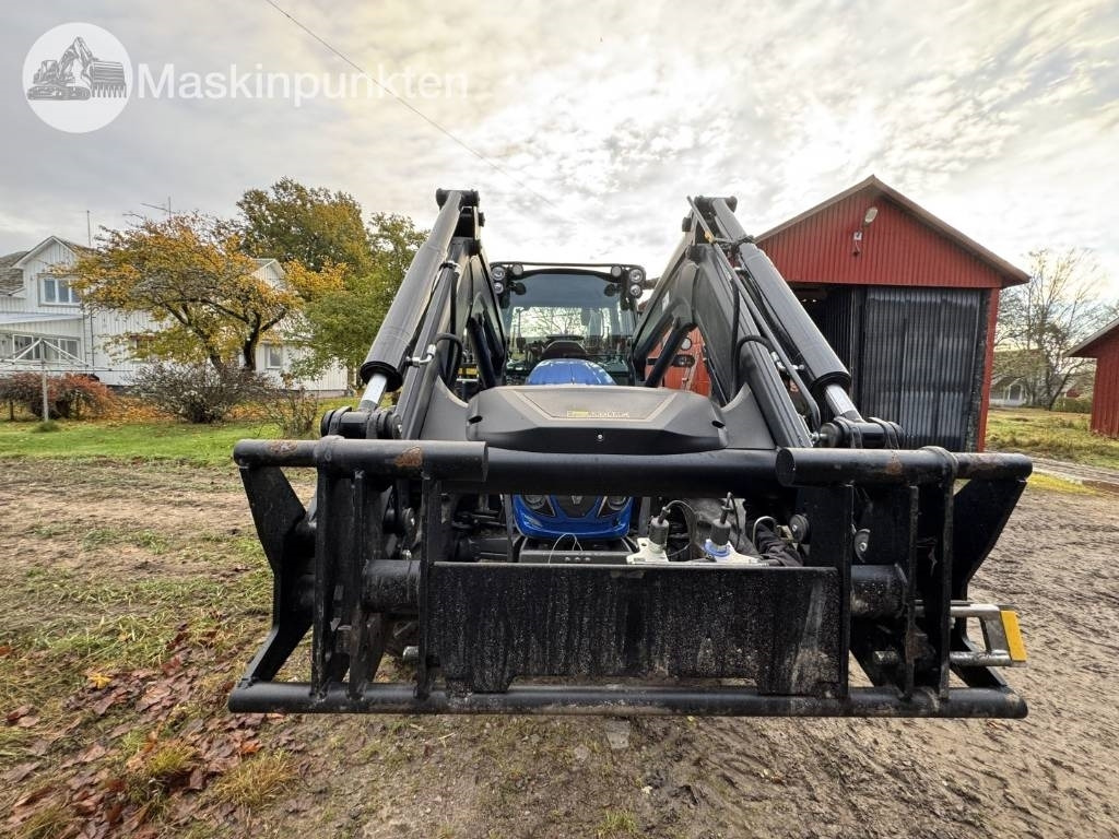 Valtra Valmet A 114 - Трактор: фото 5 Valtra Valmet A 114 - Трактор: фото 5