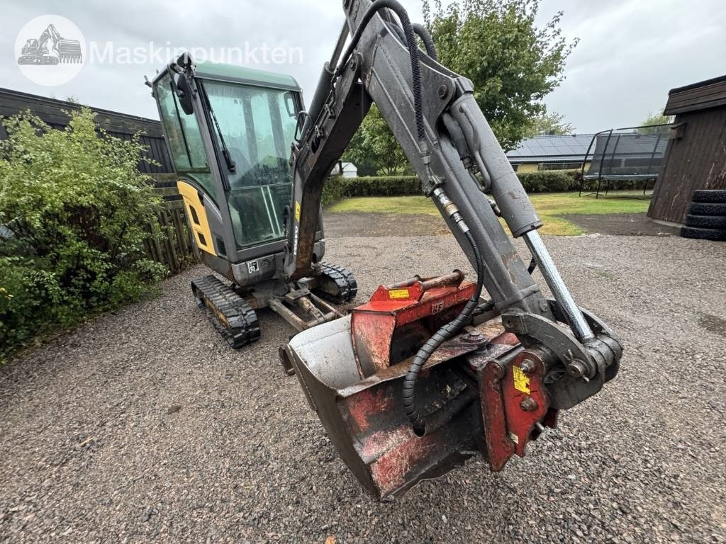 Volvo EC 18 C  - Мини-экскаватор: фото 4 Volvo EC 18 C  - Мини-экскаватор: фото 4
