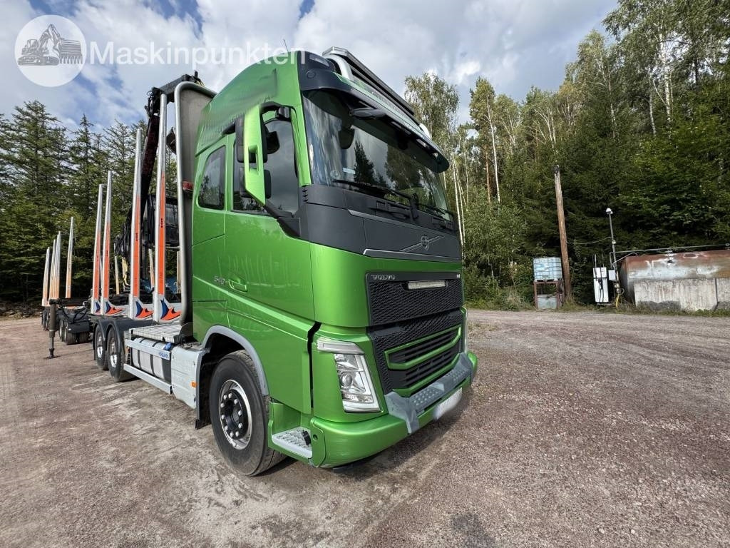Volvo FH 16 550 - Лесовоз: фото 4 Volvo FH 16 550 - Лесовоз: фото 4