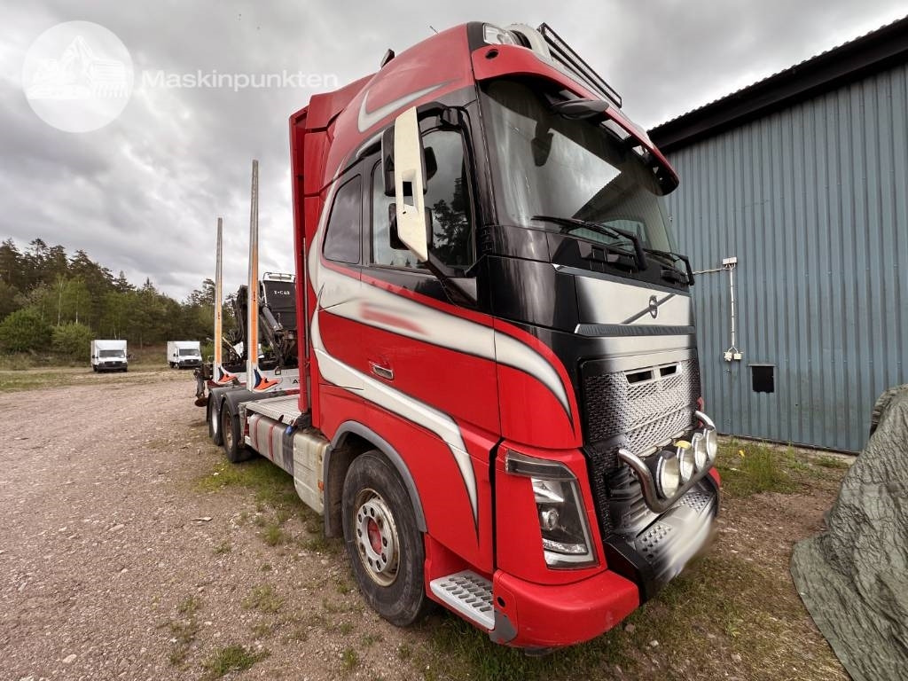 Volvo FH 16 750  - Лесовоз: фото 2 Volvo FH 16 750  - Лесовоз: фото 2