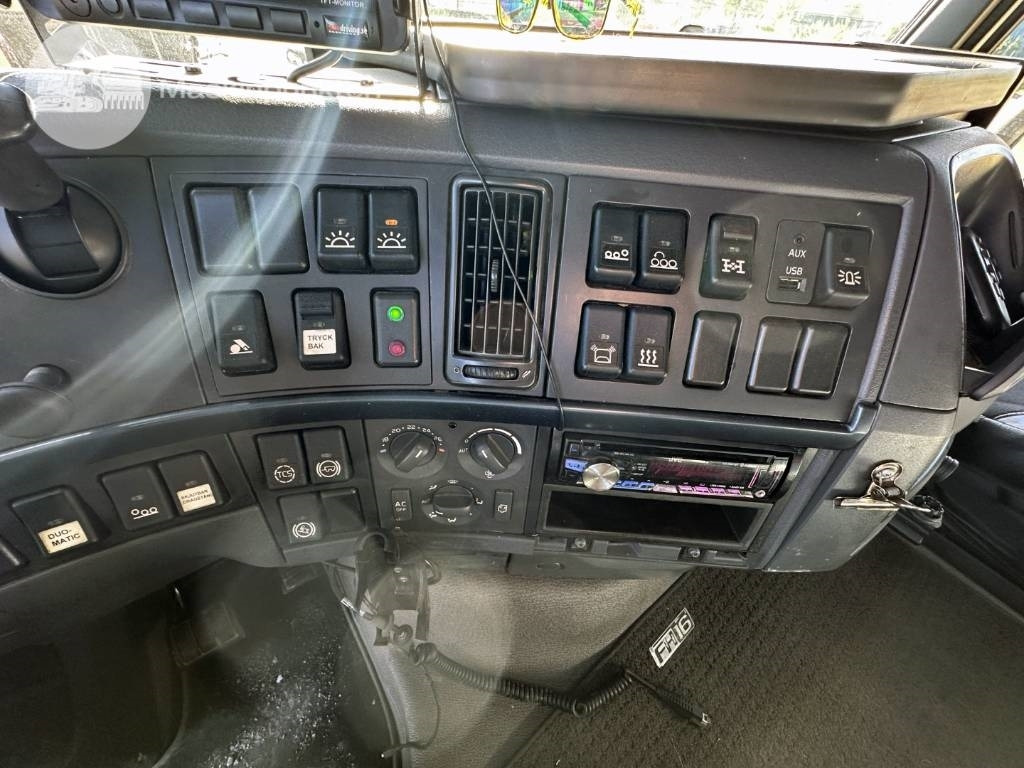 Крюковой мультилифт Volvo FH 500: фото 29