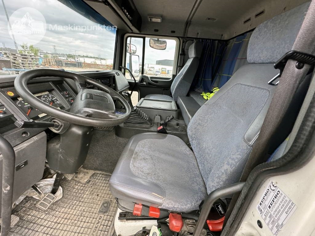 Грузовик с закрытым кузовом Volvo FL 6: фото 27