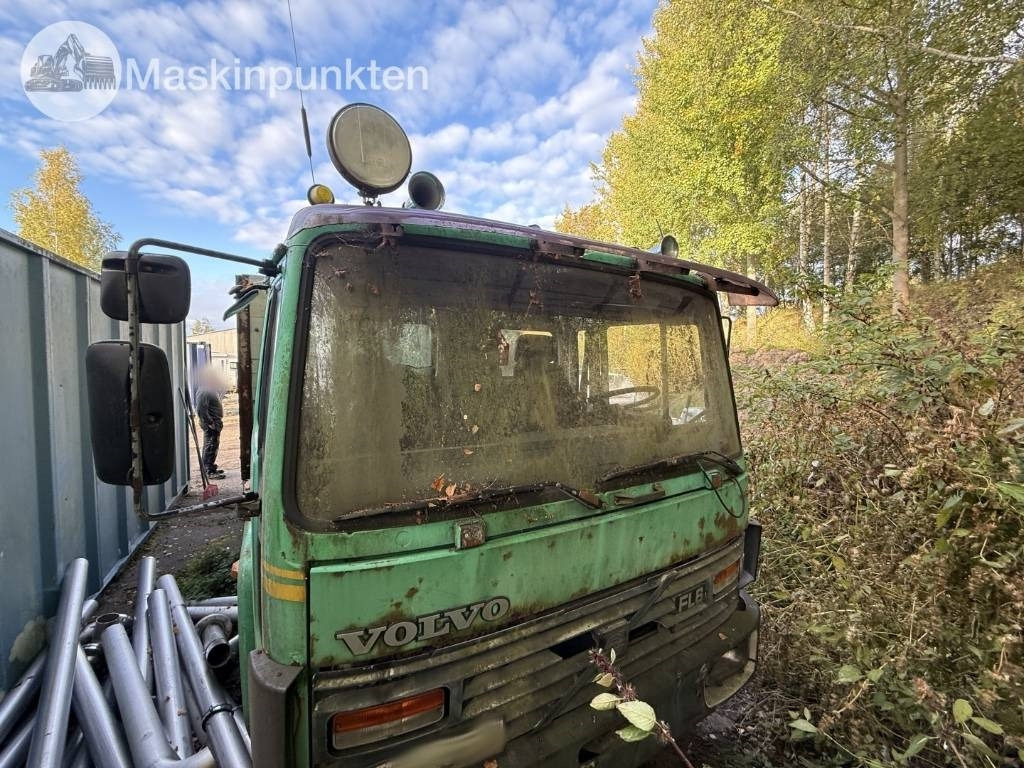 Самосвал Volvo FL 611: фото 9