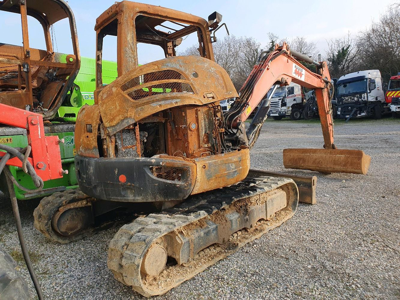 KUBOTA MINI PELLE U48-4 - Мини-экскаватор: фото 4 KUBOTA MINI PELLE U48-4 - Мини-экскаватор: фото 4