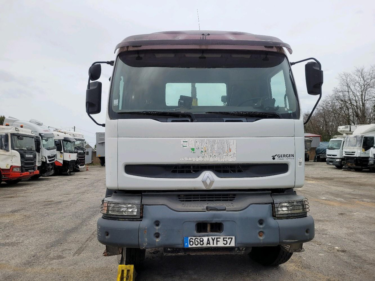 RENAULT KERAX 370 CDI 6X4 - Крюковой мультилифт: фото 2 RENAULT KERAX 370 CDI 6X4 - Крюковой мультилифт: фото 2