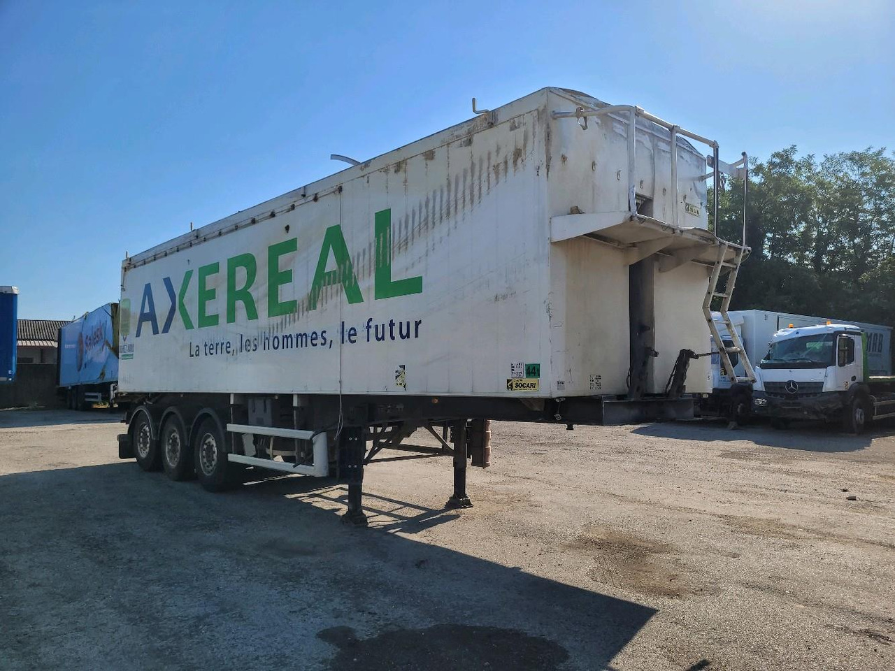 SAMRO ST3310 3 ESSIEUX - Самосвальный полуприцеп: фото 2 SAMRO ST3310 3 ESSIEUX - Самосвальный полуприцеп: фото 2