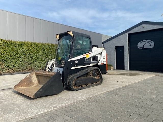 Bobcat T 450 - Мини-погрузчик с бортовым поворотом: фото 5 Bobcat T 450 - Мини-погрузчик с бортовым поворотом: фото 5