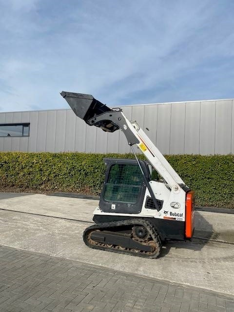 Bobcat T 450 - Мини-погрузчик с бортовым поворотом: фото 2 Bobcat T 450 - Мини-погрузчик с бортовым поворотом: фото 2