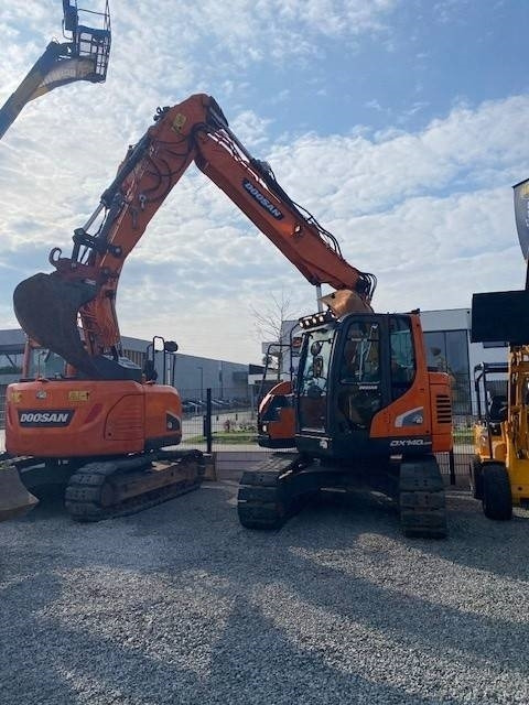 Гусеничный экскаватор Doosan DX140 LCR-5: фото 13