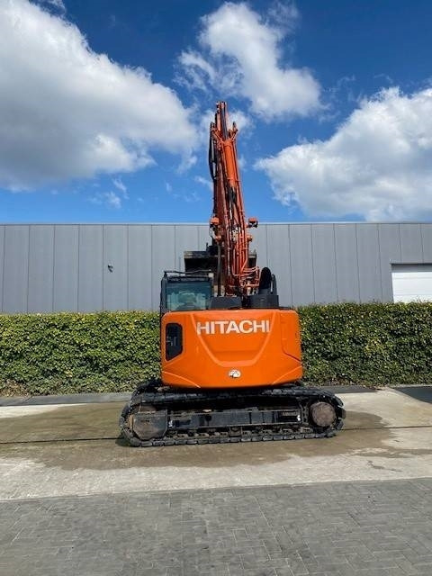 Hitachi 135US-6 - Гусеничный экскаватор: фото 2 Hitachi 135US-6 - Гусеничный экскаватор: фото 2