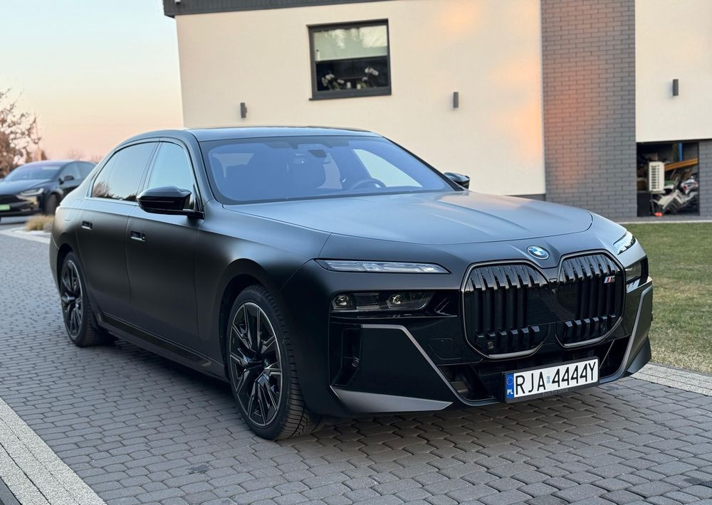 BMW Seria 7 - Седан: фото 2 BMW Seria 7 - Седан: фото 2