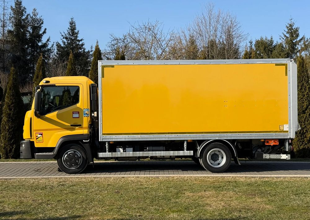 Renault D 7.5 KONTENER - Грузовик с закрытым кузовом: фото 4 Renault D 7.5 KONTENER - Грузовик с закрытым кузовом: фото 4