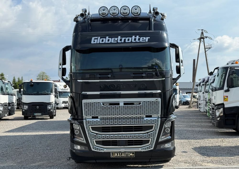 Volvo FH16 660 HP TANDEM 6x2 LIMITED EDITION - Грузовик с закрытым кузовом: фото 2 Volvo FH16 660 HP TANDEM 6x2 LIMITED EDITION - Грузовик с закрытым кузовом: фото 2