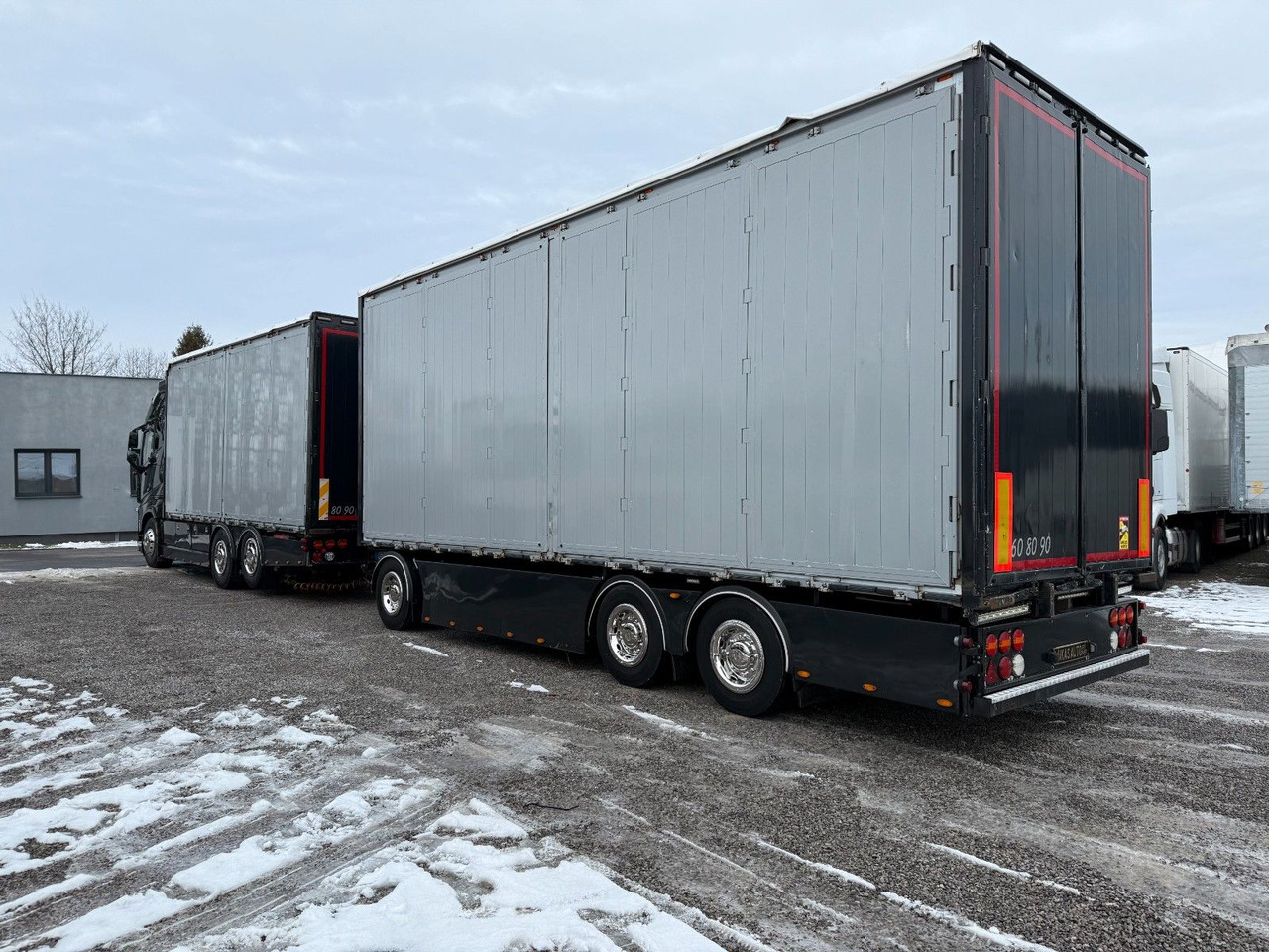 Volvo FH16 660 HP XL TANDEM 6x2 LIMITED EDITION - Тентованный грузовик: фото 5 Volvo FH16 660 HP XL TANDEM 6x2 LIMITED EDITION - Тентованный грузовик: фото 5