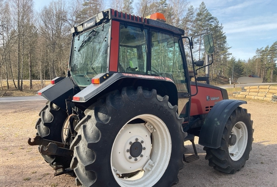 VALMET 6600-4 - Трактор: фото 3 VALMET 6600-4 - Трактор: фото 3