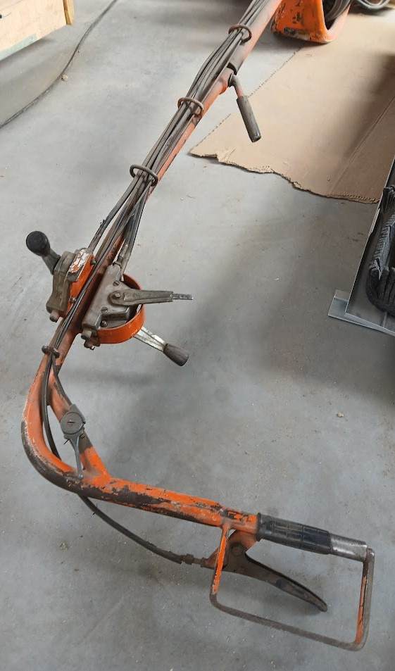 Berky - Боковая косилка-измельчитель: фото 1 Berky - Боковая косилка-измельчитель: фото 1