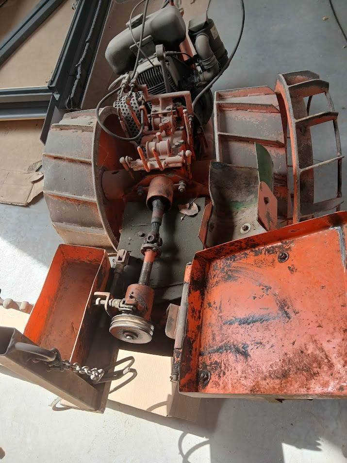 Berky - Боковая косилка-измельчитель: фото 5 Berky - Боковая косилка-измельчитель: фото 5