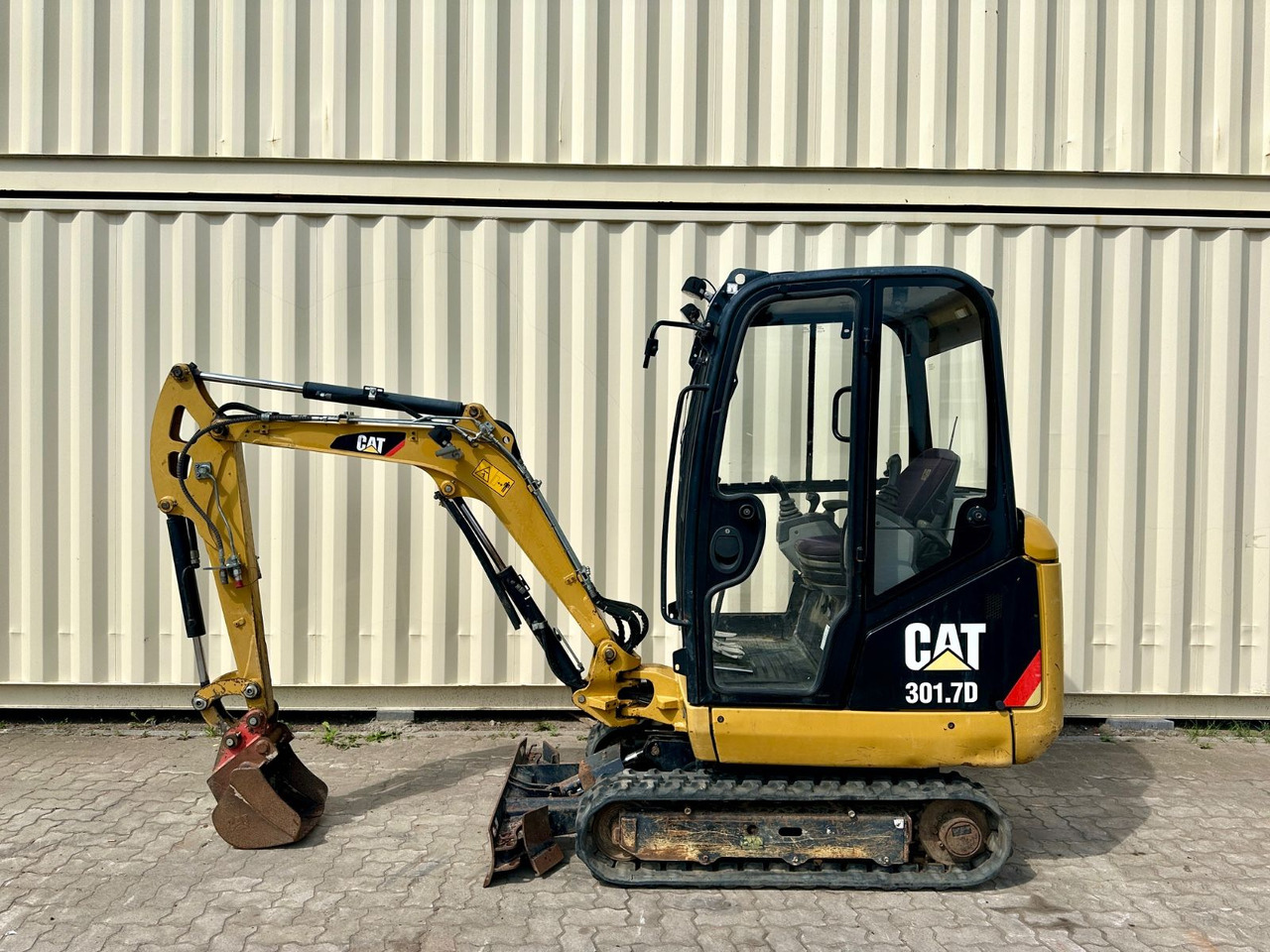 CAT 301.7D / 2014 Baujahr / 2.796 H - Мини-экскаватор: фото 1 CAT 301.7D / 2014 Baujahr / 2.796 H - Мини-экскаватор: фото 1