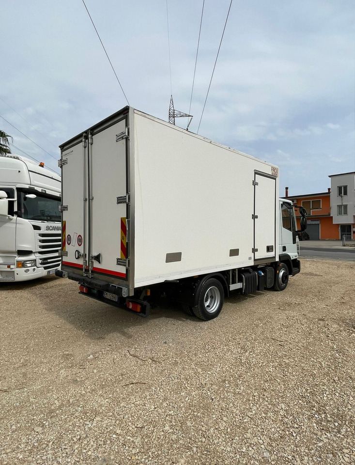IVECO EUROCARGO 75E18 - Рефрижератор: фото 2 IVECO EUROCARGO 75E18 - Рефрижератор: фото 2