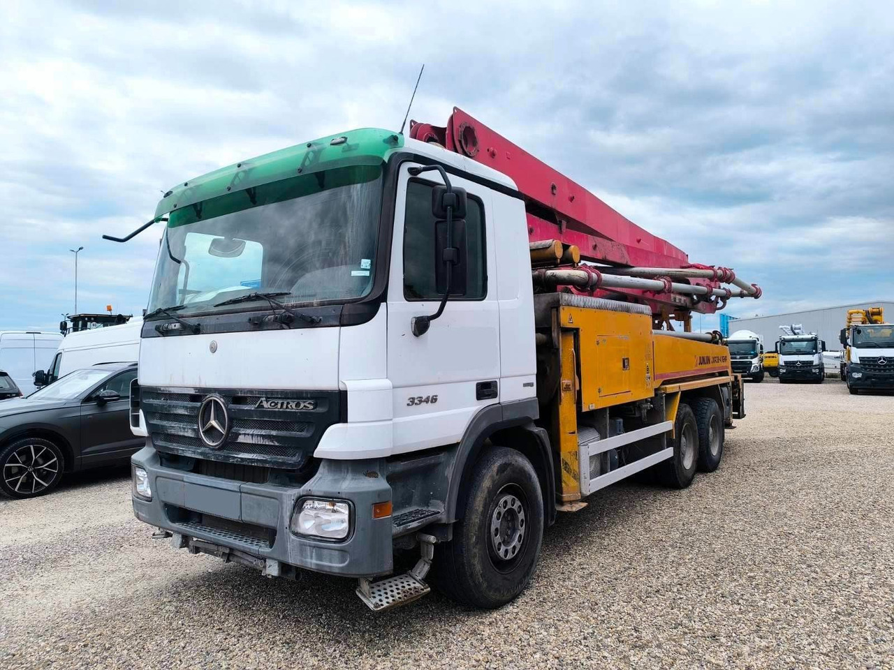 Mercedes-Benz ACTROS 3341 JUNJIN JXR 38-4 - Автобетононасос: фото 3 Mercedes-Benz ACTROS 3341 JUNJIN JXR 38-4 - Автобетононасос: фото 3