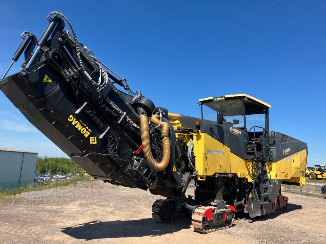BOMAG DE BM 2200/75 Stage IV/Tier 4f - Дорожная фреза: фото 1 BOMAG DE BM 2200/75 Stage IV/Tier 4f - Дорожная фреза: фото 1
