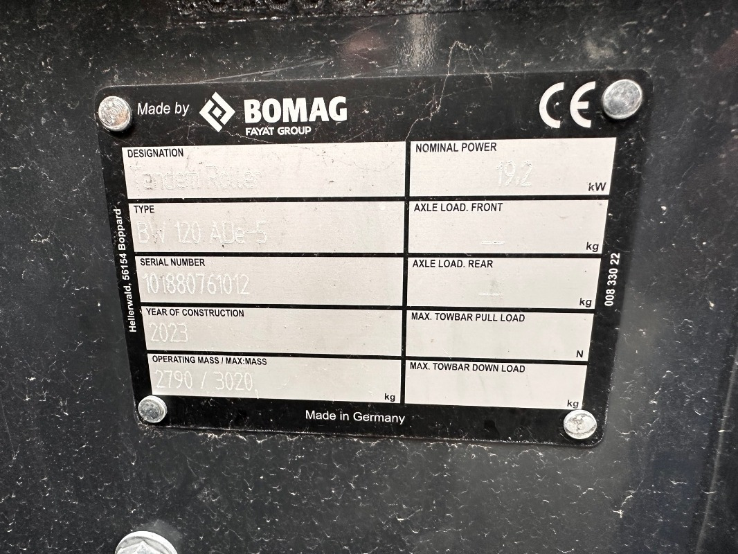 BOMAG DE BW 120 ADe-5 - Каток: фото 2 BOMAG DE BW 120 ADe-5 - Каток: фото 2