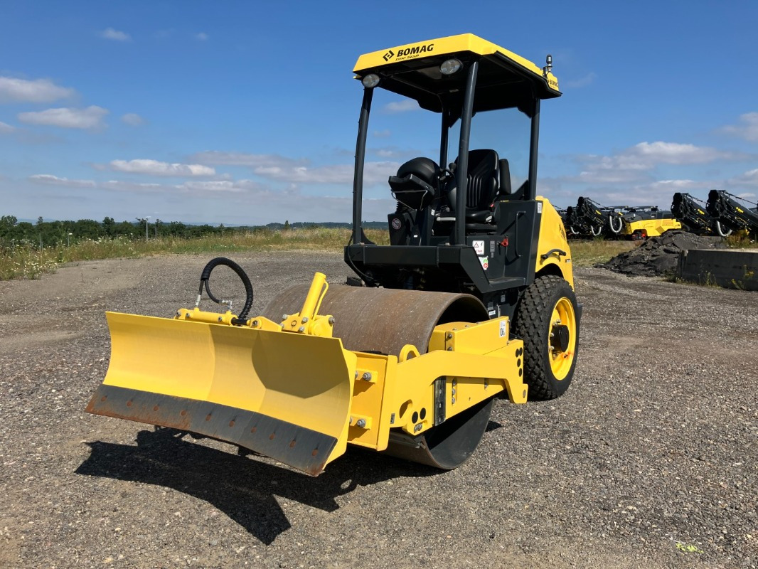 BOMAG DE BW 124 DH-5 Stage V/Tier 4f - Каток: фото 1 BOMAG DE BW 124 DH-5 Stage V/Tier 4f - Каток: фото 1