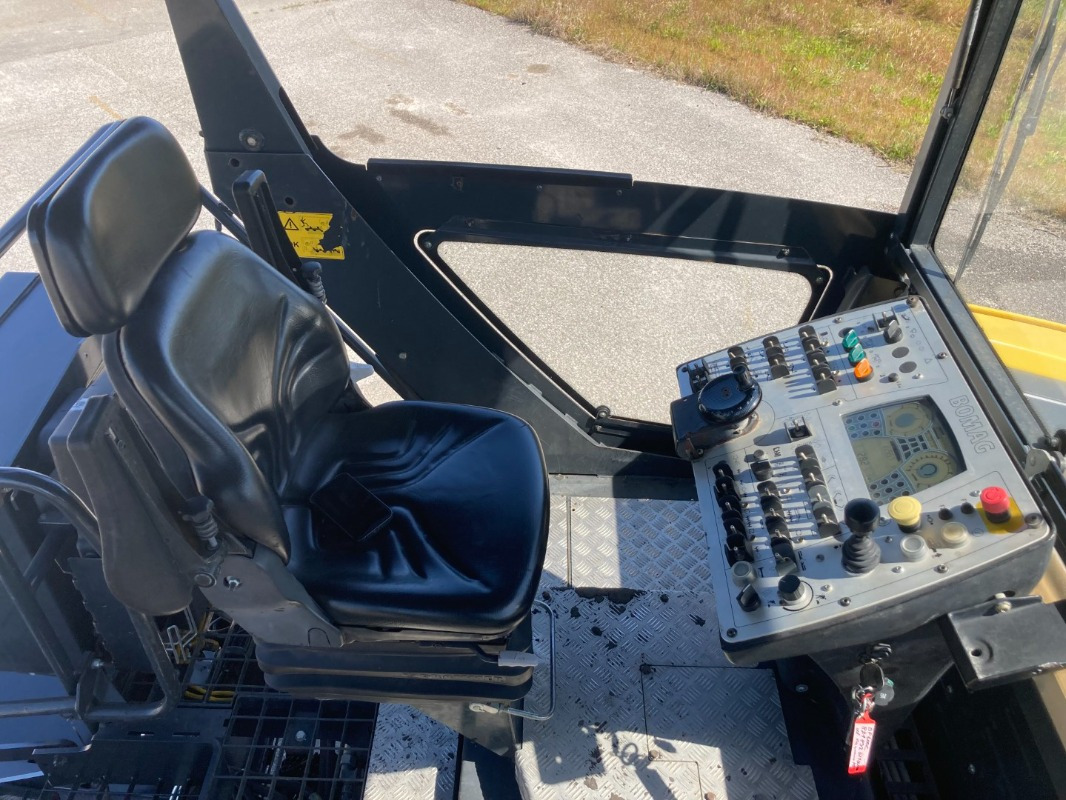 Асфальтоукладчик BOMAG IT BF 700 C-2 S500  Stage IV/Tier 4f: фото 18