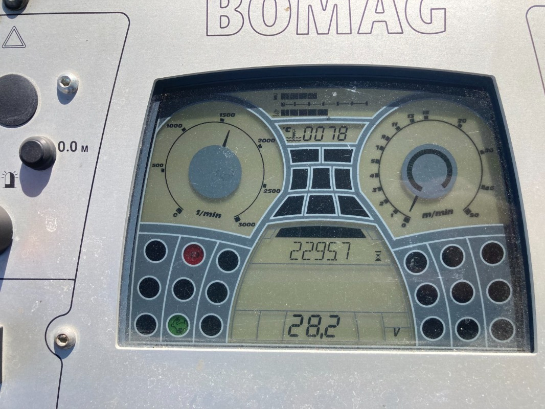 Асфальтоукладчик BOMAG IT BF 700 C-2 S500  Stage IV/Tier 4f: фото 16