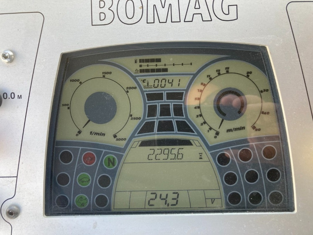 Асфальтоукладчик BOMAG IT BF 700 C-2 S500  Stage IV/Tier 4f: фото 19