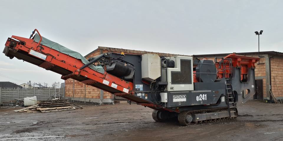 Kruszarka szczękowa Sandvik QJ241 2014 Extec - Щековая дробилка: фото 1 Kruszarka szczękowa Sandvik QJ241 2014 Extec - Щековая дробилка: фото 1