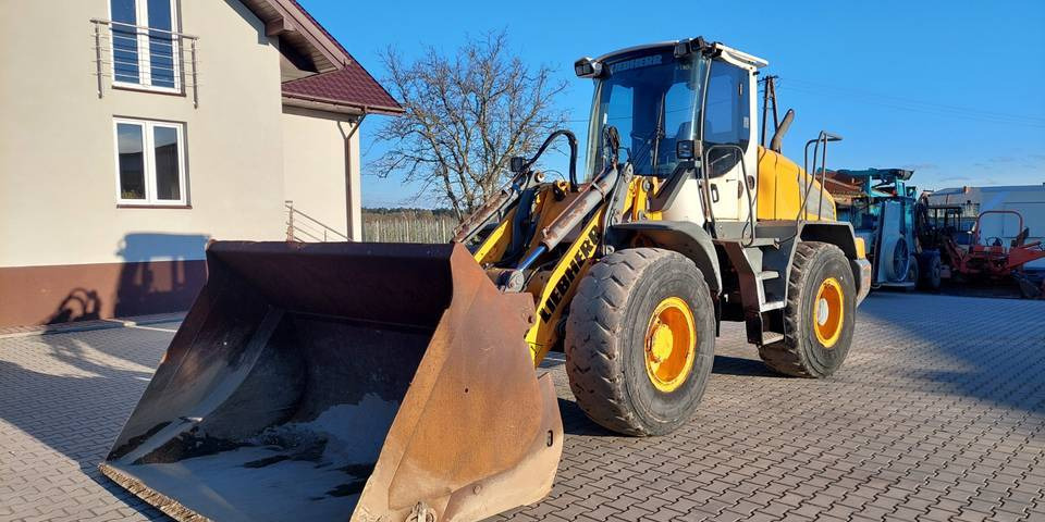 Ładowarka Liebherr L538 16 ton łyżka wysokiego wysypu - Колёсный погрузчик: фото 2 Ładowarka Liebherr L538 16 ton łyżka wysokiego wysypu - Колёсный погрузчик: фото 2