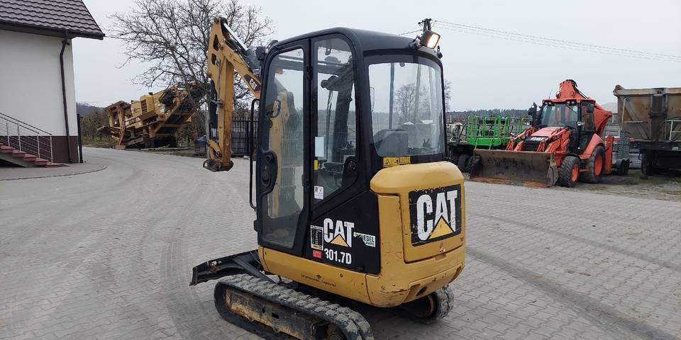 Minikoparka CAT 301.7D 2016 rok 1622h rozsuwane podwozie - Гусеничный экскаватор: фото 2 Minikoparka CAT 301.7D 2016 rok 1622h rozsuwane podwozie - Гусеничный экскаватор: фото 2