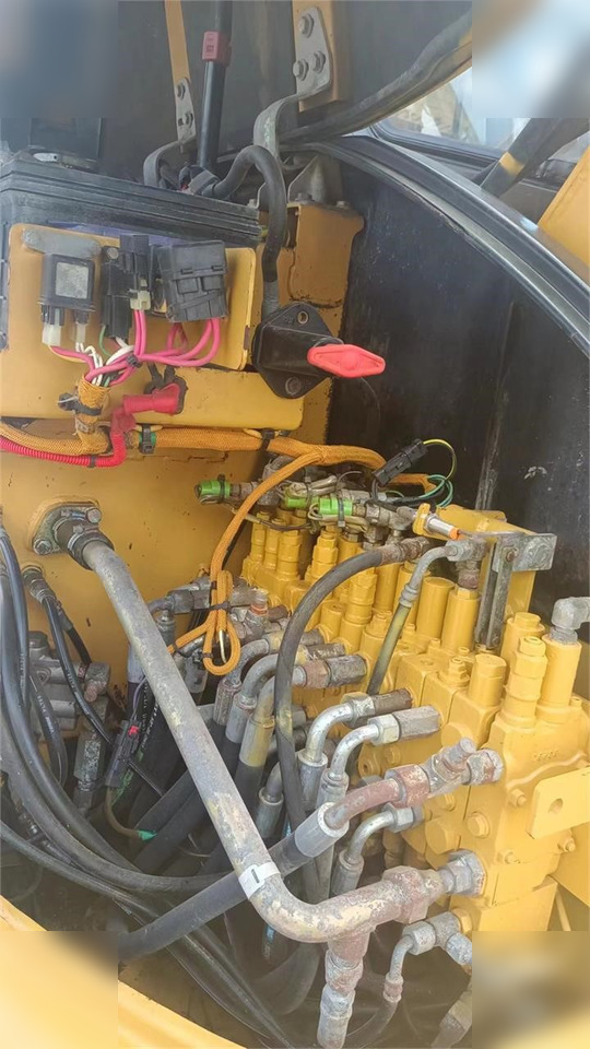 CATERPILLAR 305C CR в лизинг CATERPILLAR 305C CR: фото 8