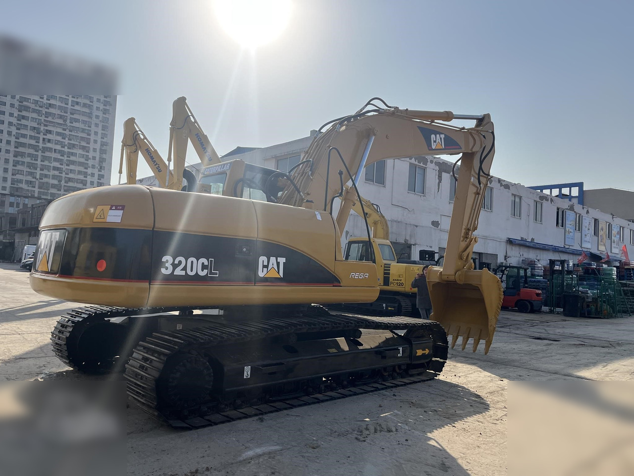 CATERPILLAR 320CL - Гусеничный экскаватор: фото 3 CATERPILLAR 320CL - Гусеничный экскаватор: фото 3