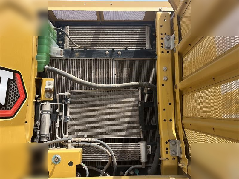 Гусеничный экскаватор CATERPILLAR 323: фото 9 Гусеничный экскаватор CATERPILLAR 323: фото 9