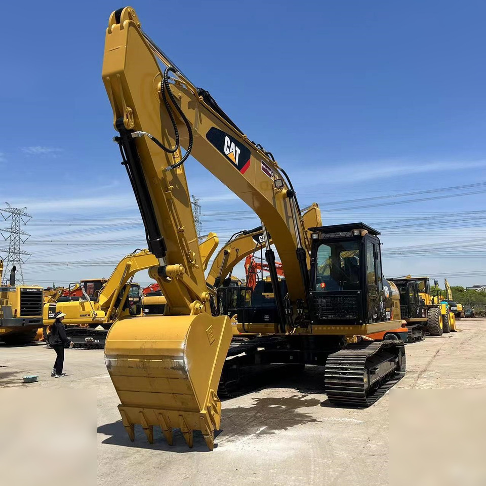 CATERPILLAR 323DL - Гусеничный экскаватор: фото 4 CATERPILLAR 323DL - Гусеничный экскаватор: фото 4