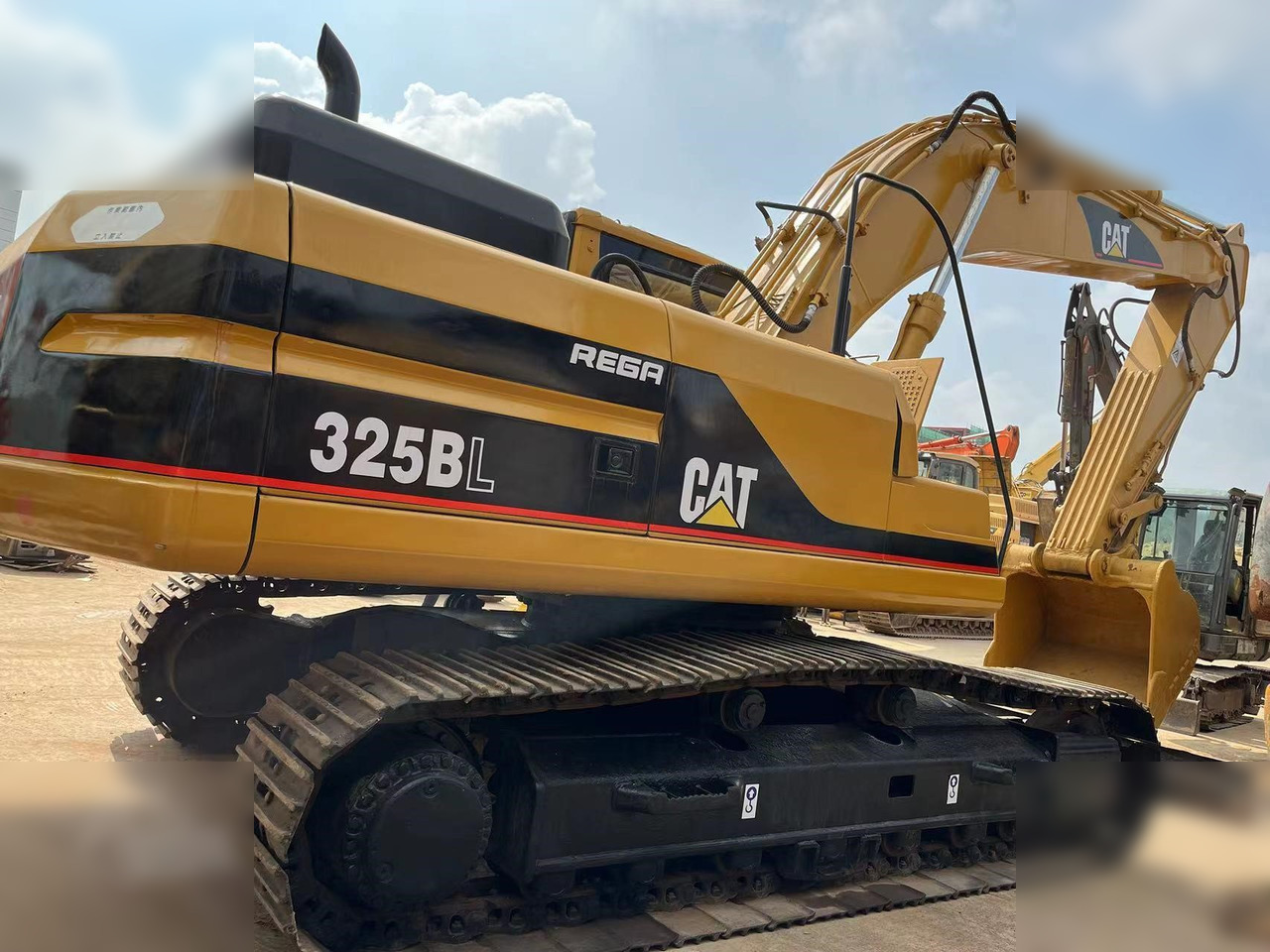CATERPILLAR 325BL - Гусеничный экскаватор: фото 3 CATERPILLAR 325BL - Гусеничный экскаватор: фото 3
