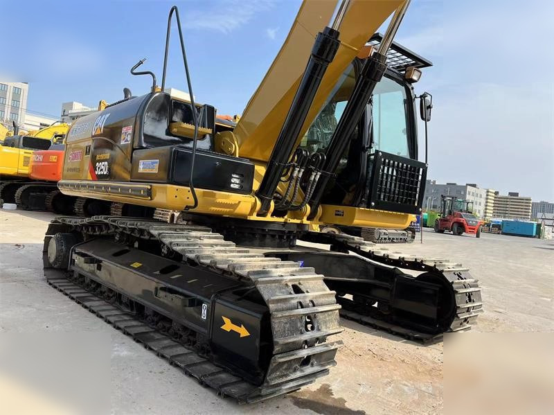CATERPILLAR 325DL - Гусеничный экскаватор: фото 4 CATERPILLAR 325DL - Гусеничный экскаватор: фото 4