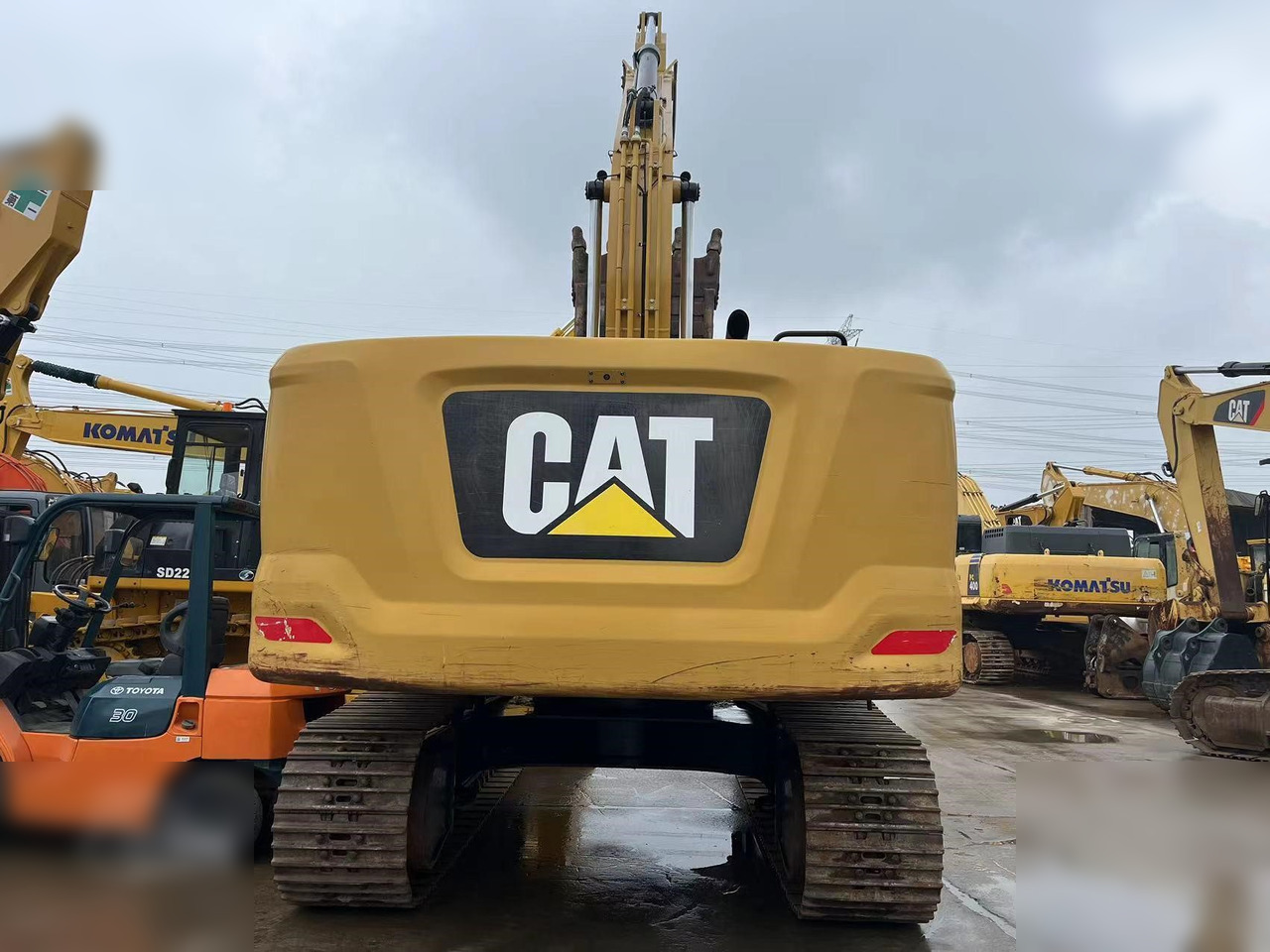 CATERPILLAR 330GC - Гусеничный экскаватор: фото 2 CATERPILLAR 330GC - Гусеничный экскаватор: фото 2
