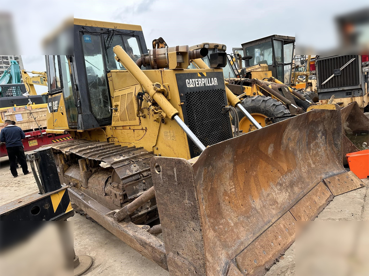 CATERPILLAR D6G2 XL - Бульдозер: фото 4 CATERPILLAR D6G2 XL - Бульдозер: фото 4