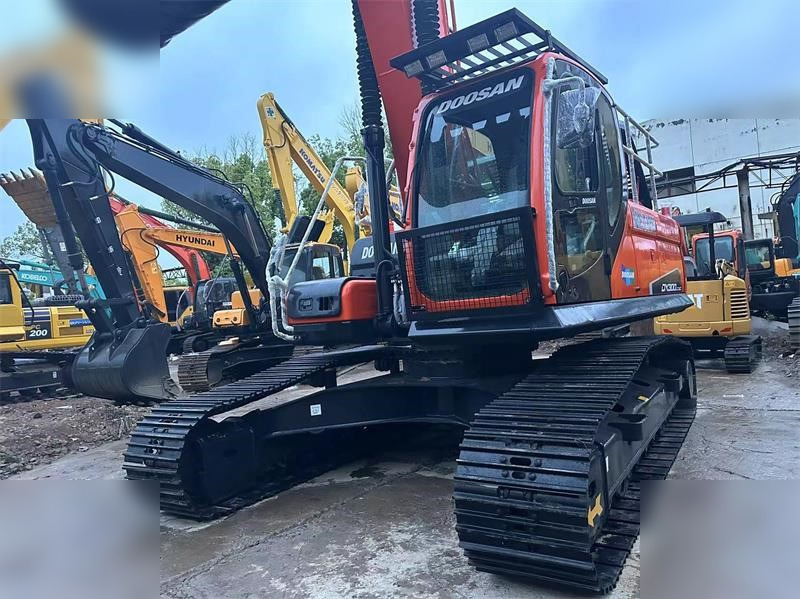 DOOSAN DX300 LC-9C - Гусеничный экскаватор: фото 4 DOOSAN DX300 LC-9C - Гусеничный экскаватор: фото 4