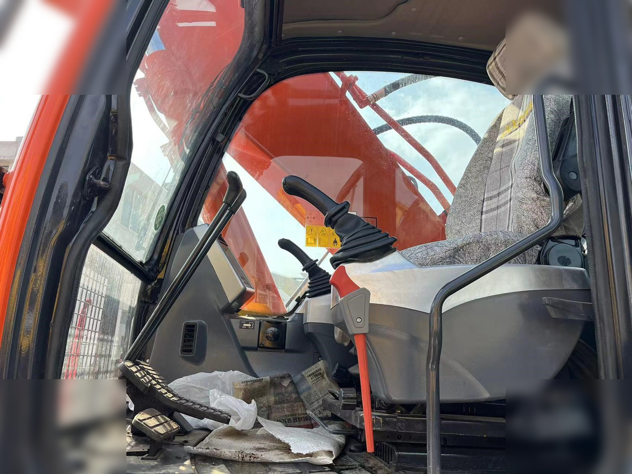 Гусеничный экскаватор DOOSAN DX300 LC-9C: фото 9